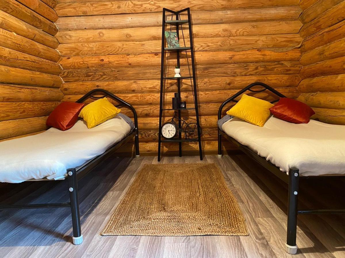 Manor Kolsay Bed & Breakfast Saty Exterior photo